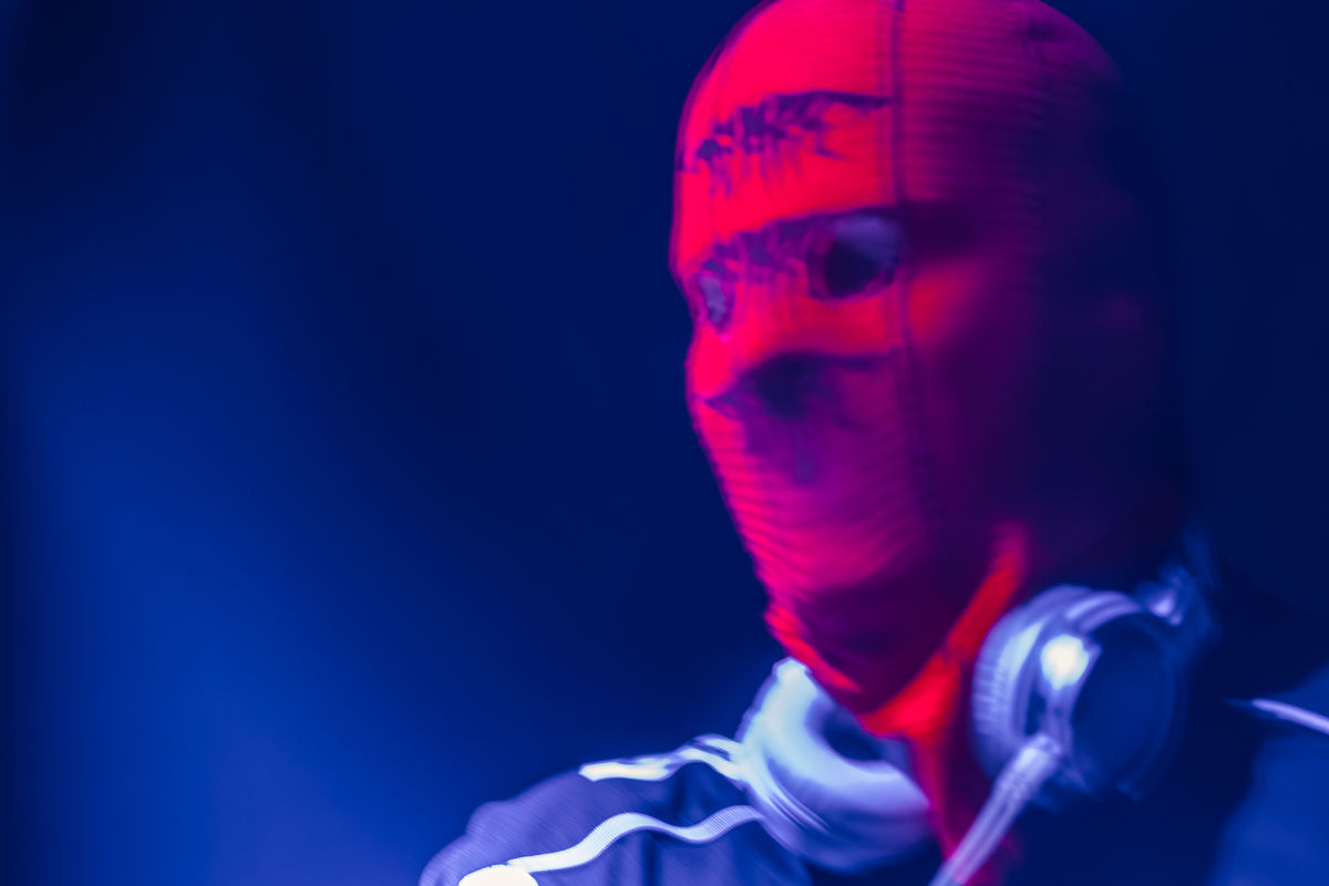 Loading... just a sec